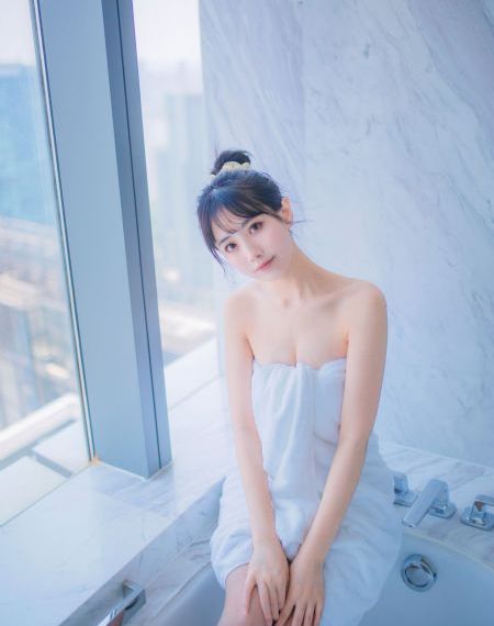 午夜视频h