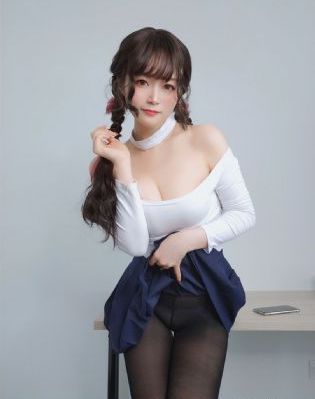 《纵意花丛》